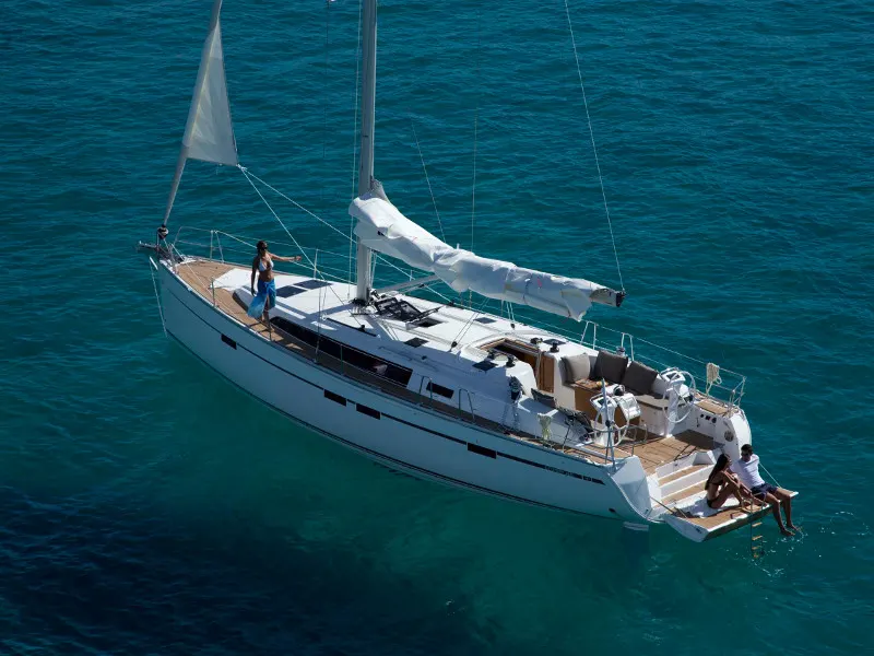 Jove yacht charter photo
