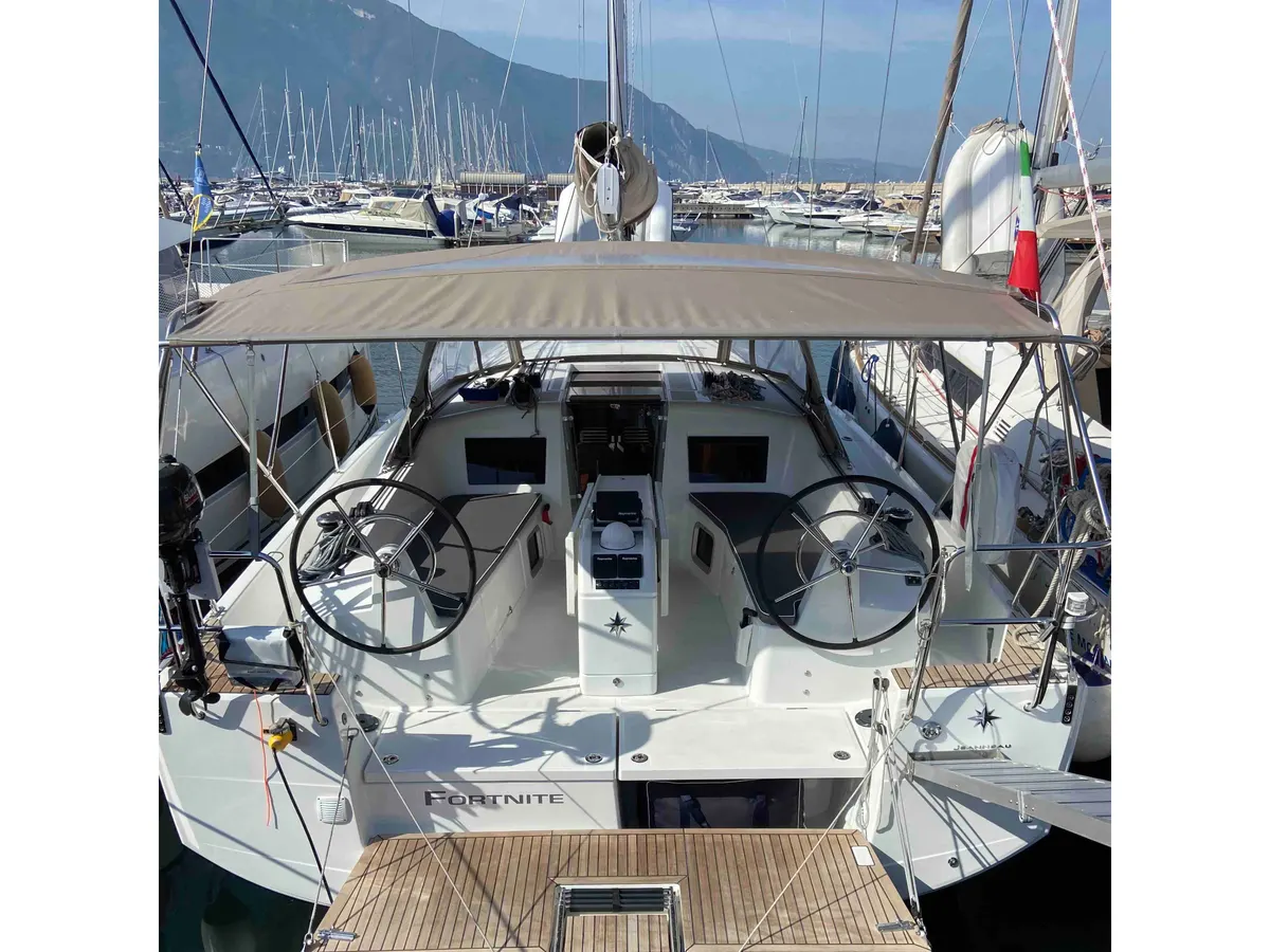 Main image
