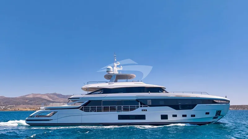 VOLO MARE yacht charter photo