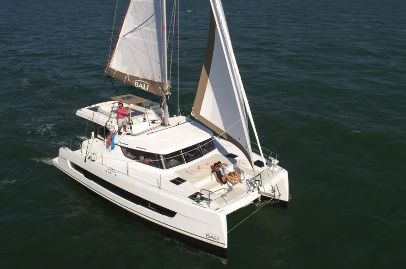 Turandot yacht charter photo