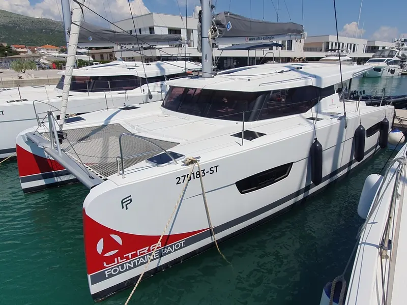 SAILOR VENUS yacht charter photo