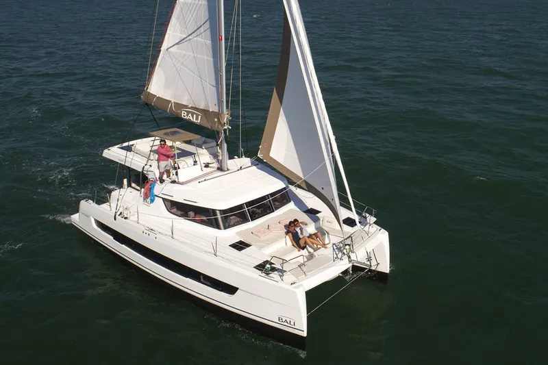 Play yacht charter photo