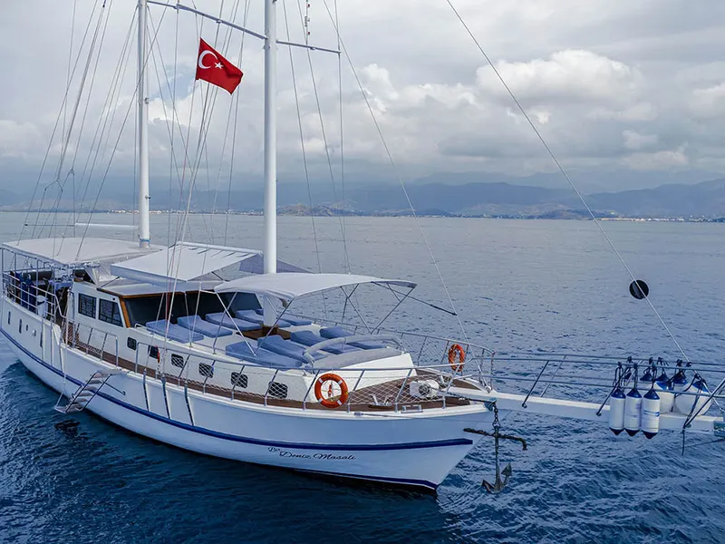 Bir Deniz Masali yacht charter photo