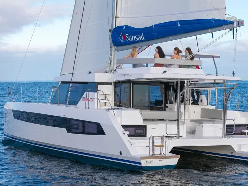 Sunsail 424/4/4 yacht charter photo