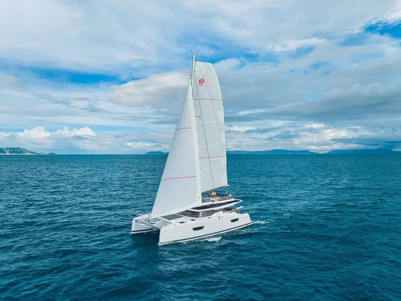 SUEDAMA yacht charter photo