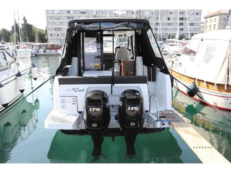 Wind yacht charter photo