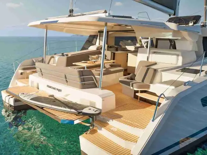 Sea Eagle III yacht charter photo