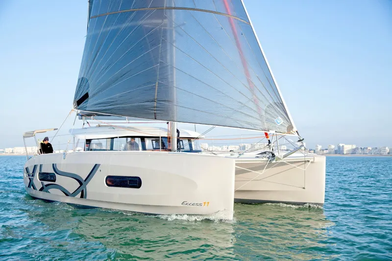Ez Ukutu yacht charter photo