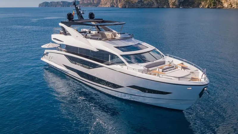 1LORENA yacht charter photo
