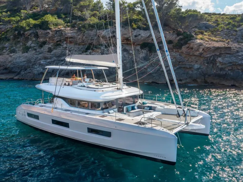 Athena yacht charter photo