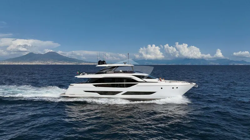 FAST yacht charter photo