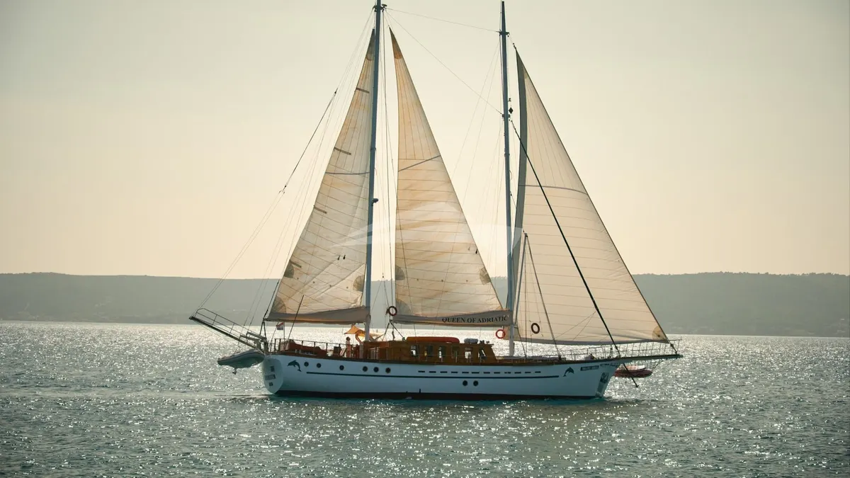 Main shot