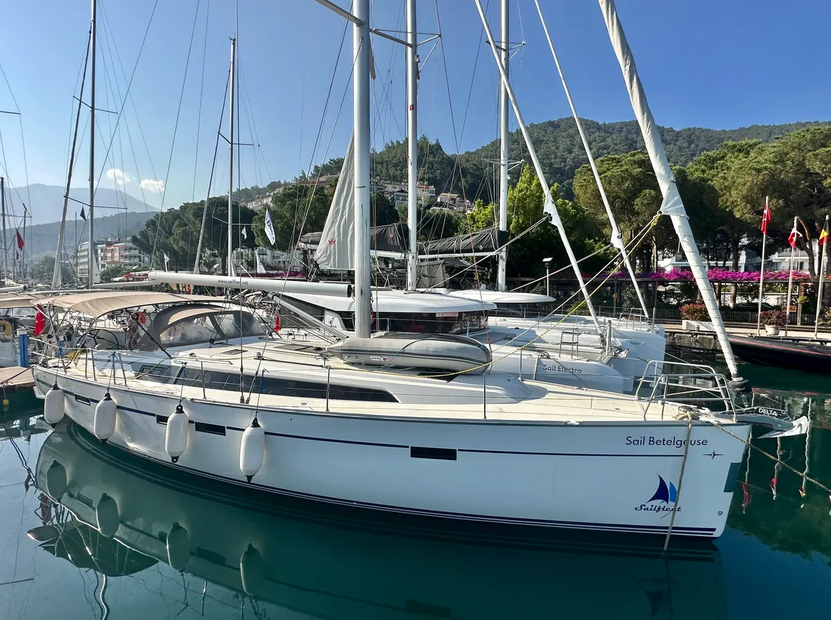 Sail Betelgeuse