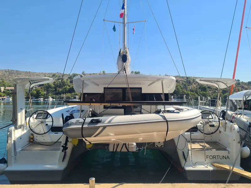 FORTUNA yacht charter photo