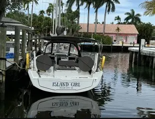 Island Girl yacht charter photo