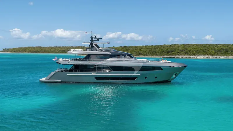 A SALT WEAPON yacht charter photo