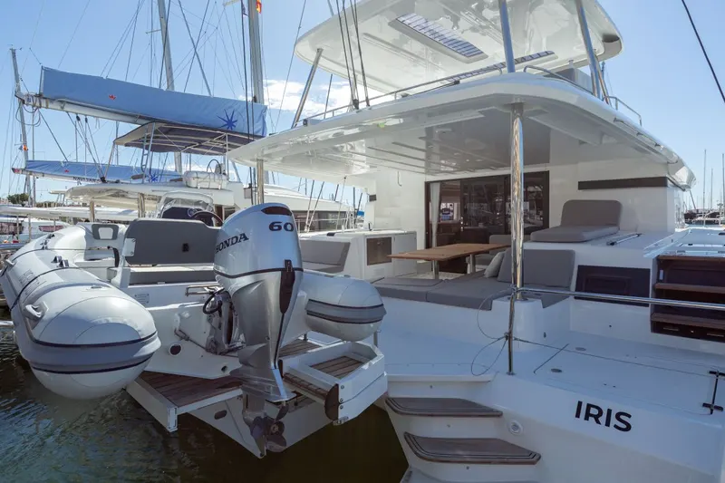 IRISEMMA yacht charter photo