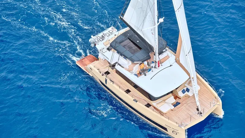 SAIDEIRA yacht charter photo