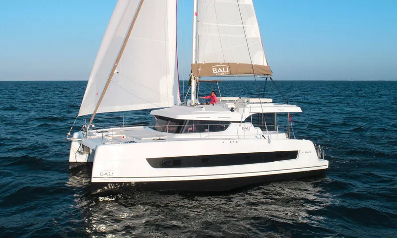 Jayana yacht charter photo